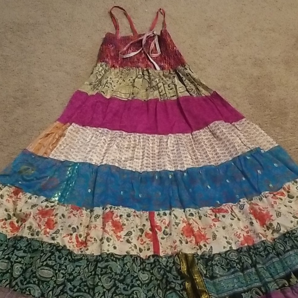 5/$50 Mandee 💯% Silk Maxi dress